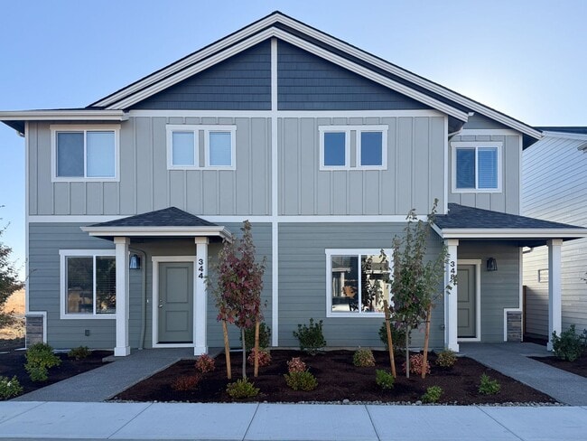 Building Photo - 344 SE Shetterly Dr Rental