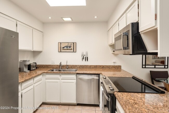 Photo - 205 E Durant Ave Unit 3-F