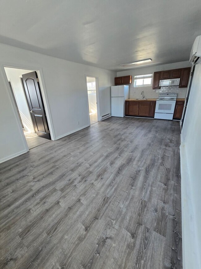 Photo - LIT1026-BWS/DH Unit LIT1026#3-BWS/DH