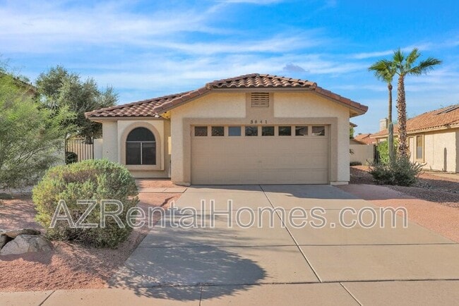 Building Photo - 3841 E Bighorn Ave
