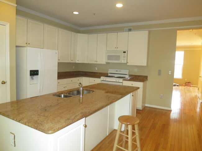 Photo - Luxury! Brick Front Townhouse in Longmead