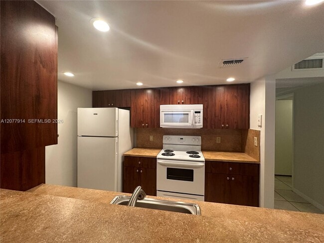 Photo - 8418 Coral Lake Way Unit 8418