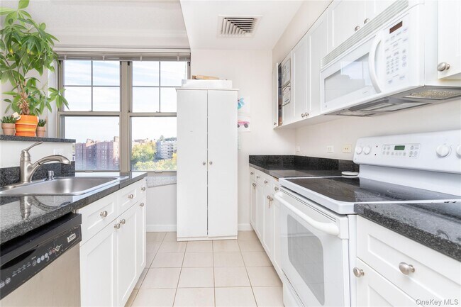 Photo - 300 Mamaroneck Ave Unit 632