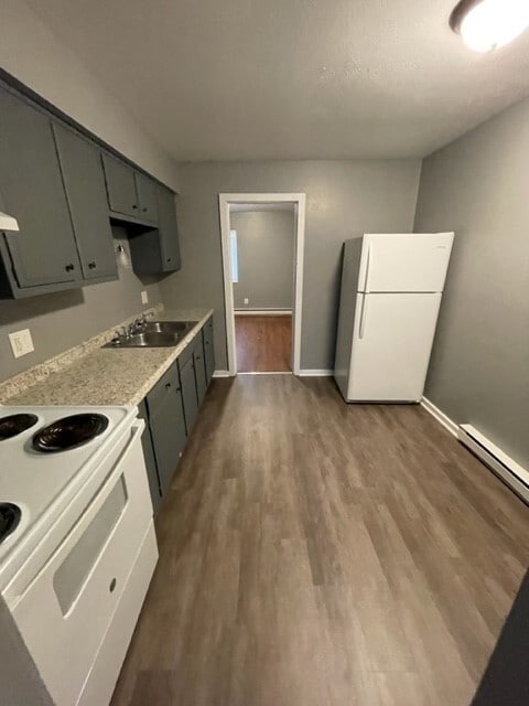 Photo - 5311 N Detroit Apartments