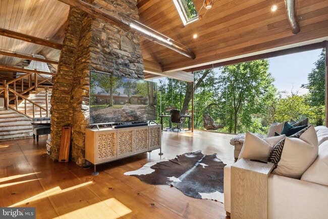 Photo - 11540 Springridge Rd