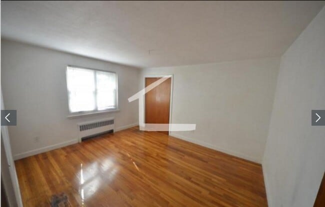 Photo - 9/1 No Fee! Spacious 3BR on Brookline/Brighton line