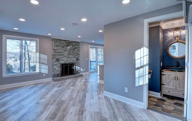 Photo - 20 Seminole Trail