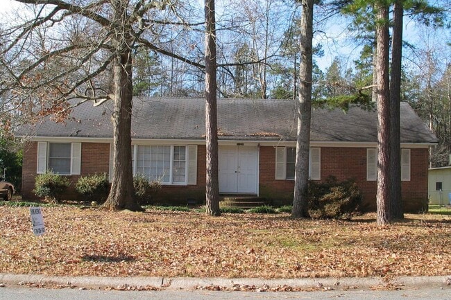 Building Photo - Charming 3 Bedroom Home in Matthews!