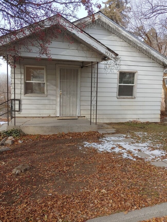 Building Photo - 4 Bedroom 1 Bath- Home