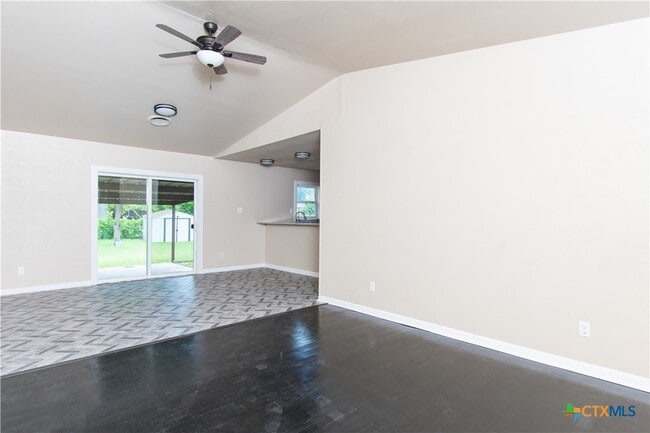 Photo - 1312 Stephen St