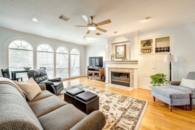 Photo - 1933 Haddon St