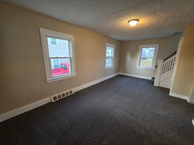 Photo - 423 Cypress Ave