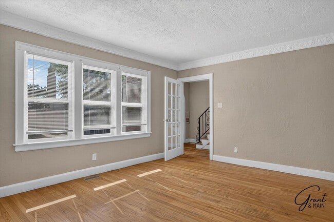 Photo - $1675 - Fitzgerlad Brick 3 Bedroom 2 Bath