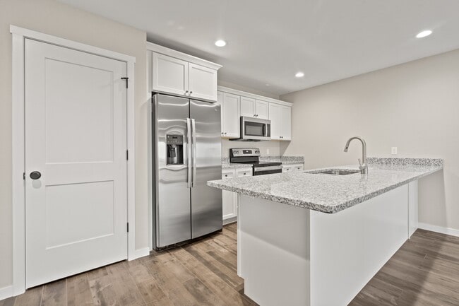 Photo - 7204 Thunder Vly Dr Unit Apt 11