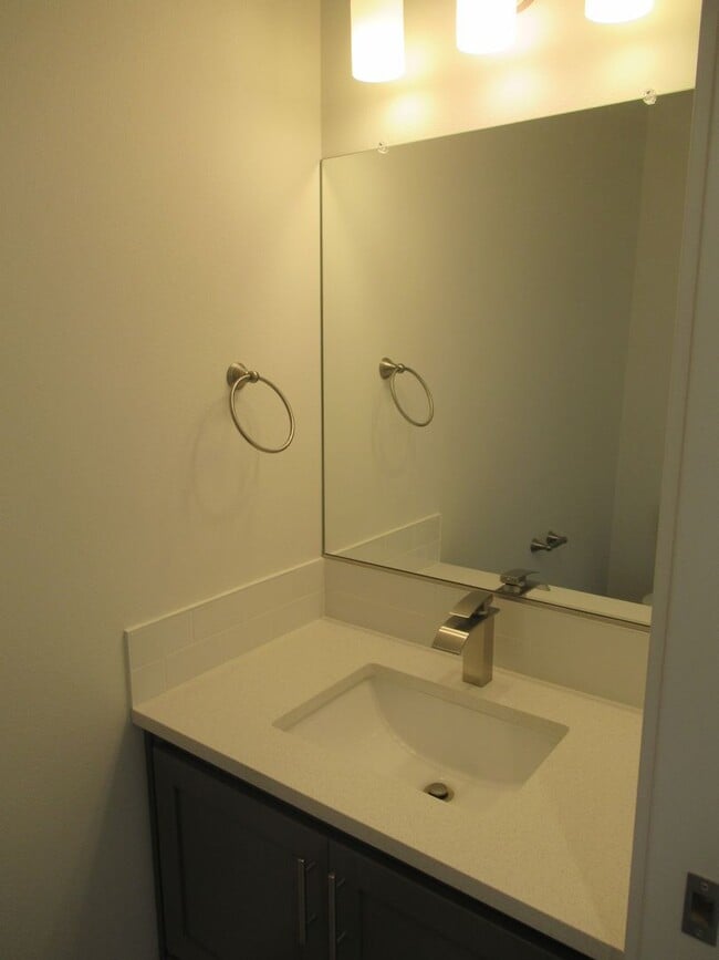 Photo - Two Bedroom Townhouse in South Salem