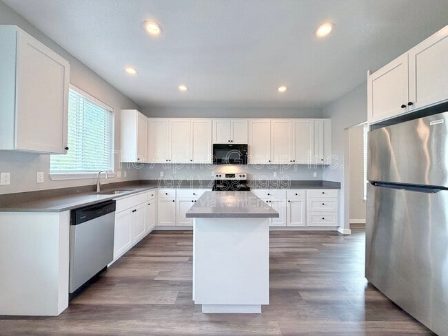 Photo - 5847 SW Coventry Pl