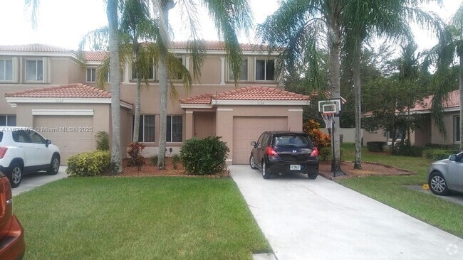 Building Photo - 11124 SW 17th Manor Rental