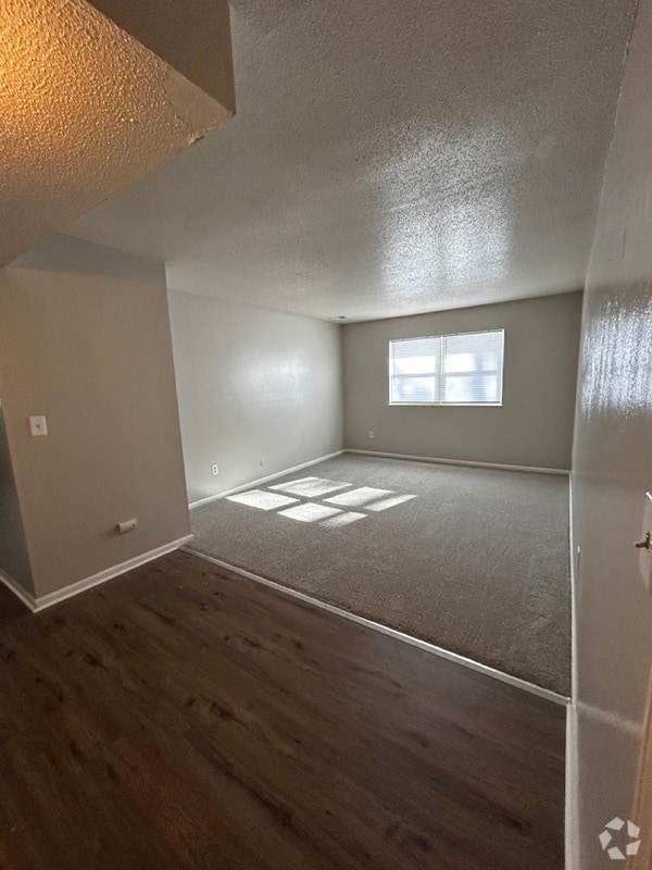 Building Photo - 1415 W Maple Ave Unit 1415D Rental
