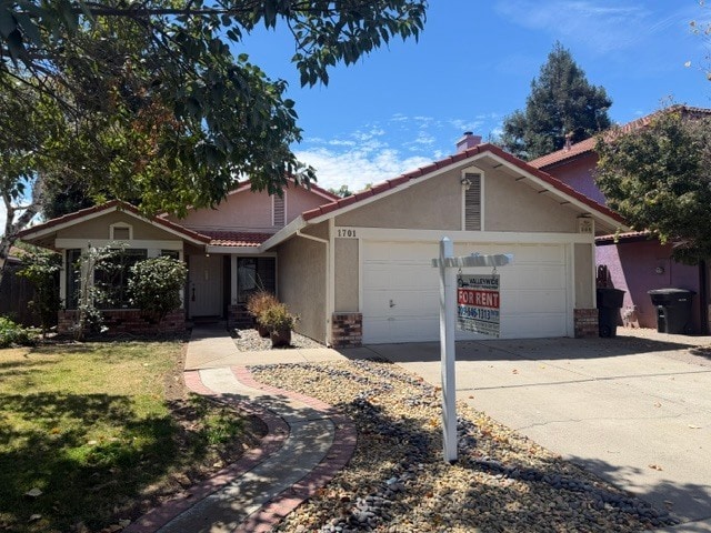 Building Photo - Modesto 3 Bedroom 2 Bathroom Home.