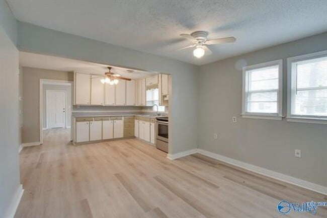 Photo - 2603 6th Ave SW
