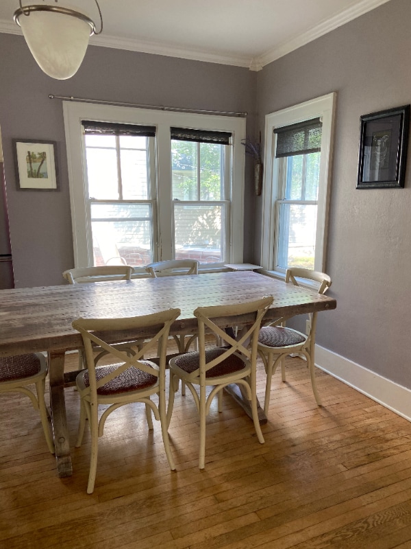 Photo - 307 W Eighth St