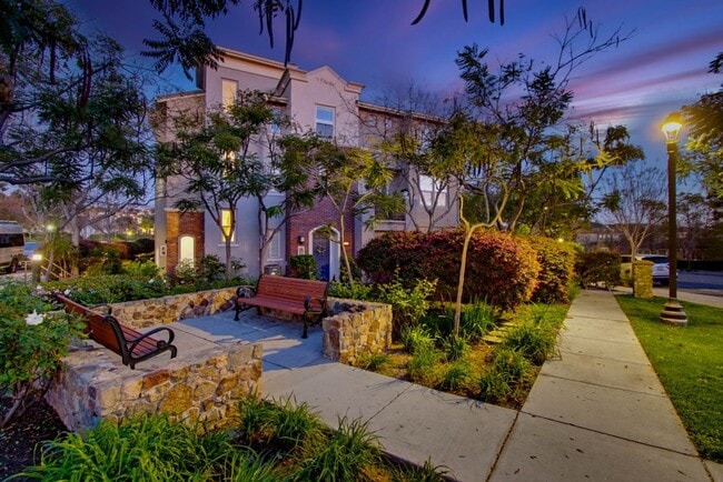 Photo - 2 Bedroom Townhome with Bonus Office in San Marcos