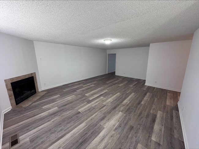 Photo - 2721-2723 Penn Meade Drive Unidad 2723