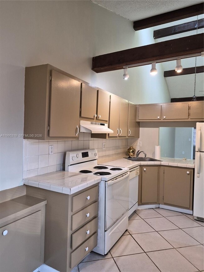 Photo - 1752 NW 74th Ave