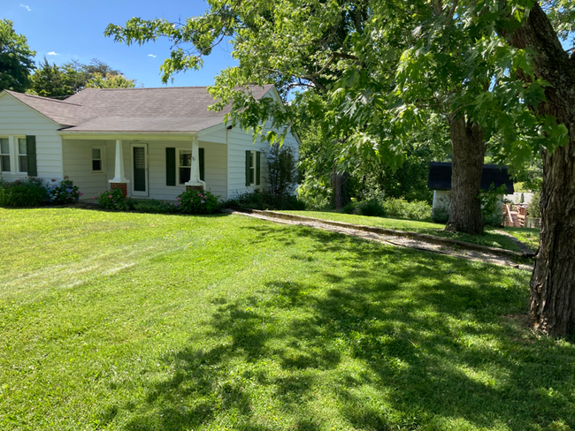 1409 Merrywood Dr House - House Rental in Johnson City, TN | ForRent.com