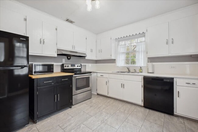 Photo - 67 Nelson Ave