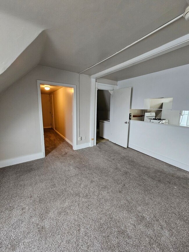 Photo - 260 Laurel St Unidad 3