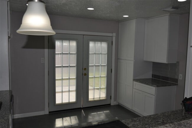 Photo - 22527 Market Square Ln