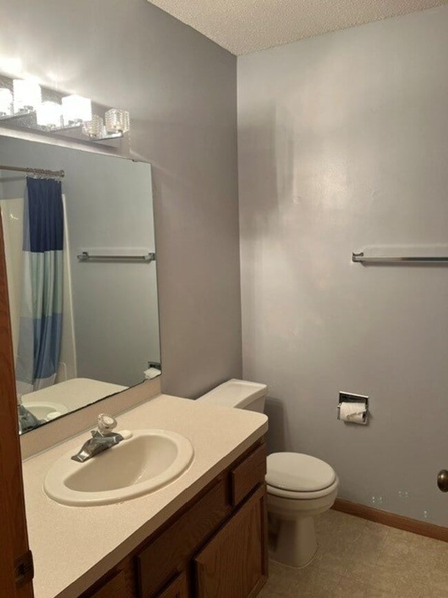 971 Santa Vera Dr