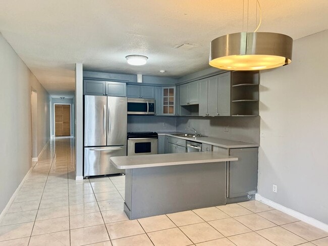 Building Photo - 10630 NW 45th St Rental