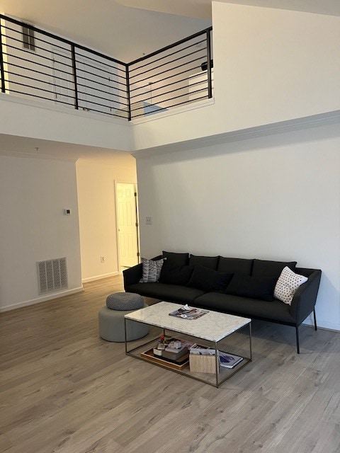 Living room - 121 Timberbrook Ln Unit 301