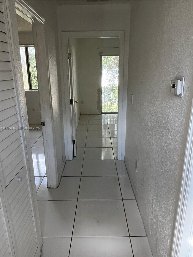 1679 Sunrise Blvd