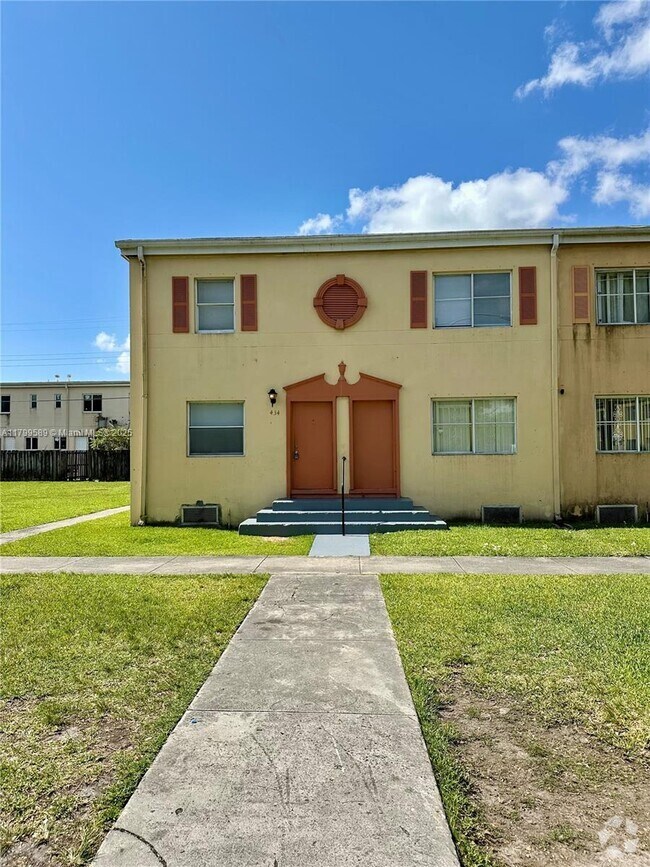 Building Photo - 434 NW 85th Street Rd Rental