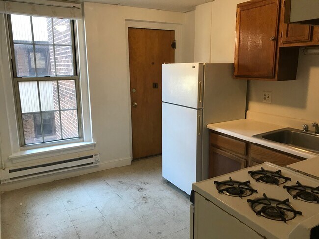 Photo - 38 Clearway St Unit 3