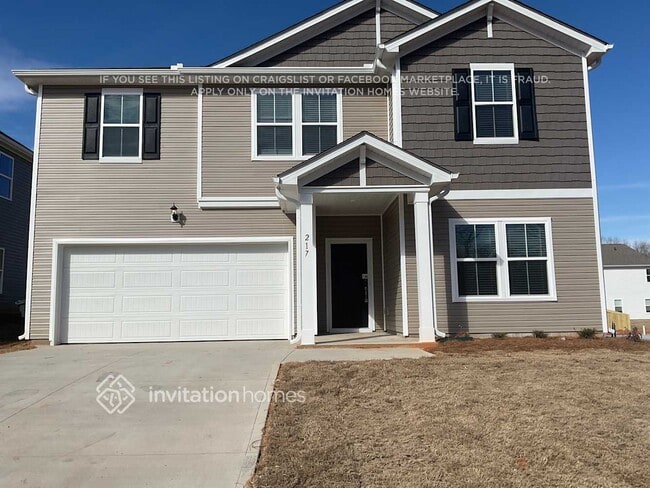 Building Photo - 217 White Flds Ave