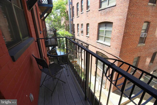 Photo - 1354 Euclid St NW Apartment Unit 303B