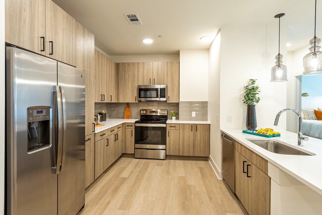 Building Photo - Luxury Living Made for You – All in One Pl... Unit CPTG2 Rental