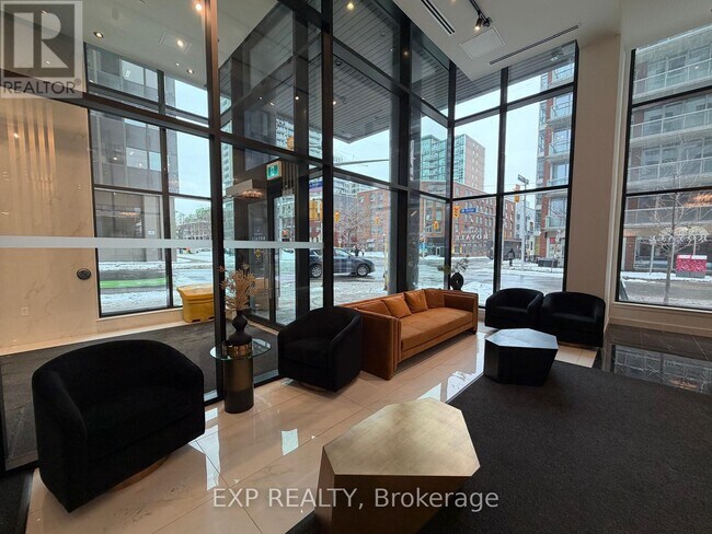 Photo - 180 George St Unité 304