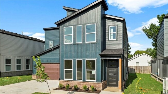 Photo - 1209 SW Journey Ln