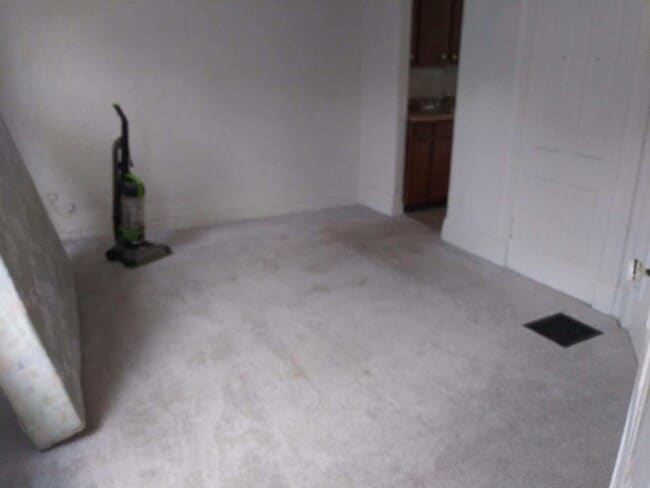 Photo - 535 W 8th St