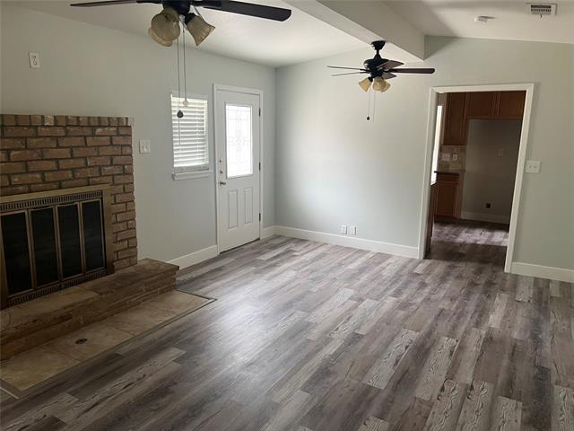 Photo - 300 Whisenant Dr