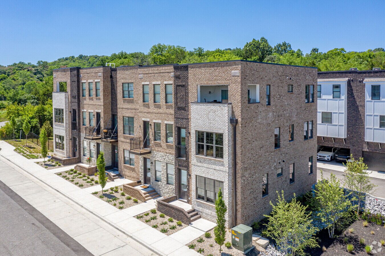 The Brownstones at Creative Way Villages - The Brownstones at Creative Way Villages