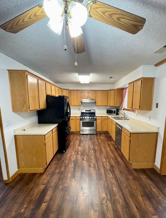 Photo - 452 NW 22nd St
