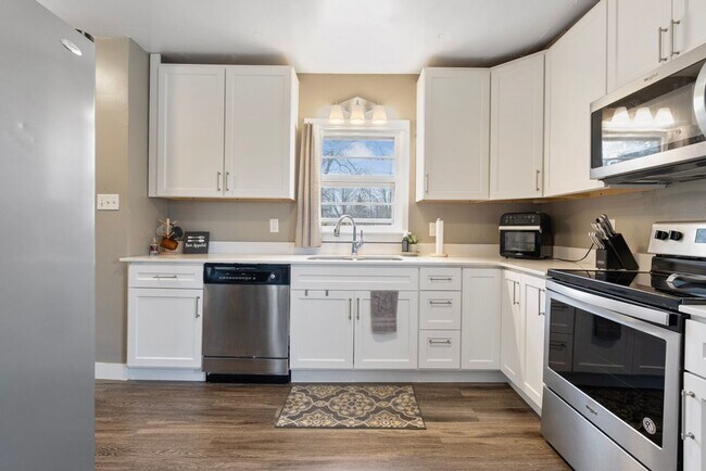 Photo - 603 W 18th St