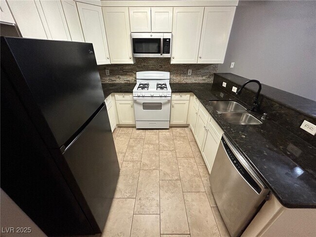 Photo - 2105 Sleepy Ct Unit N/A