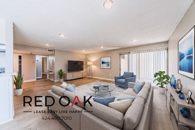 Building Photo - 15101 Magnolia Blvd Unit B11